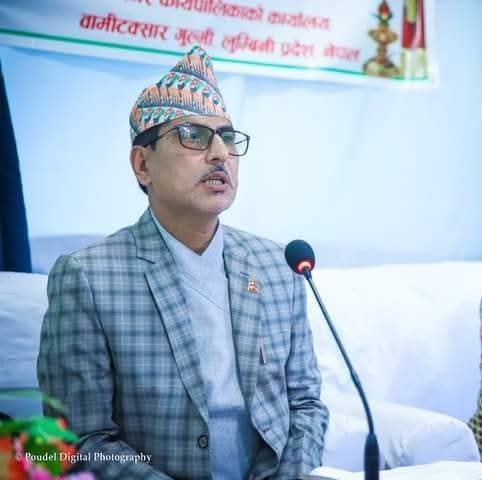 Featured Image of the news article मु.न.पा का मेयर खरेलले आफनै गाडीमा हालेको  डिजेलमा  पनि भ्रस्टाचार